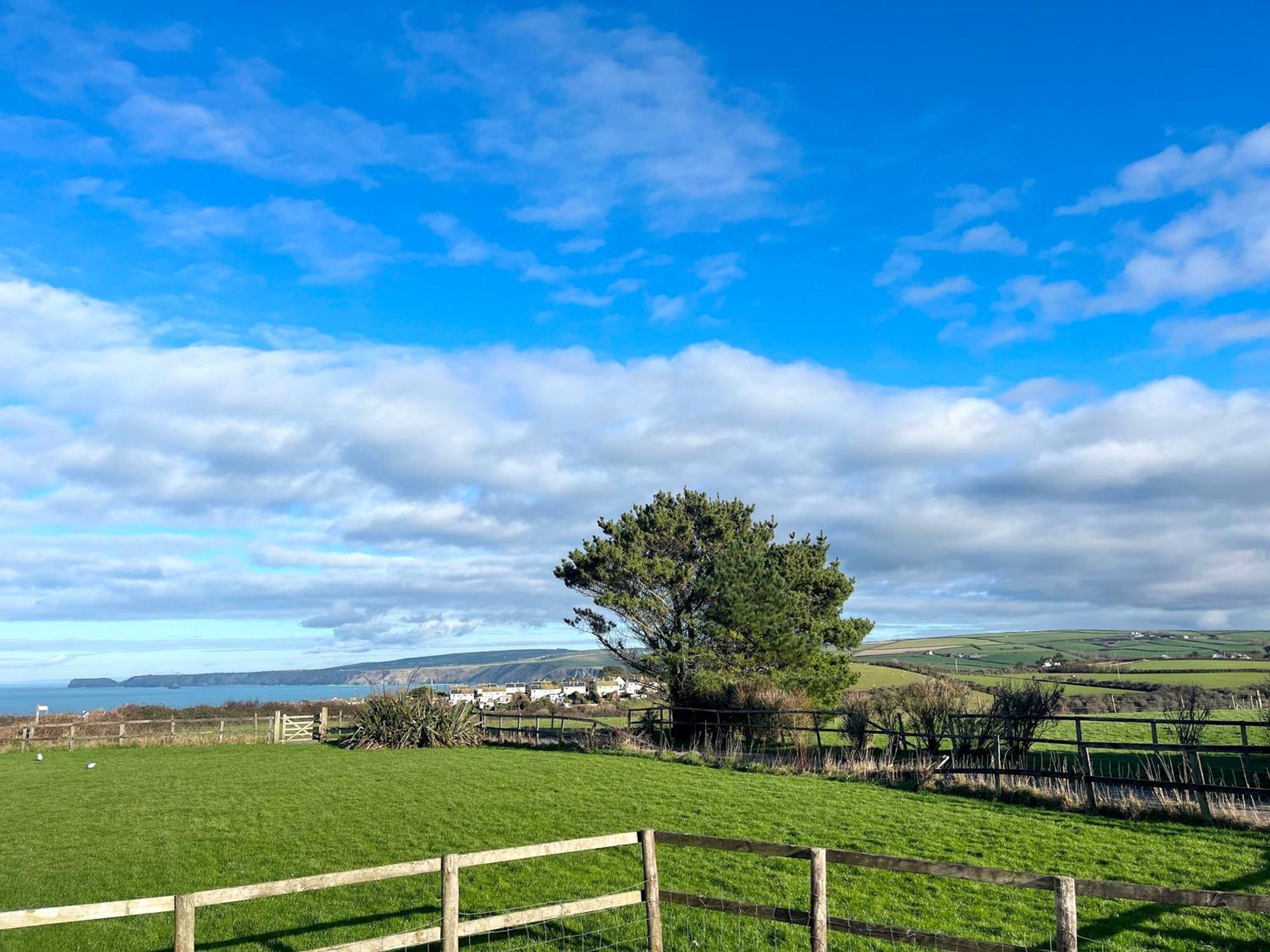 Spacious Home Sleeps 6 Short Walk To Port Isaac Village & Stunning Views Kültér fotó